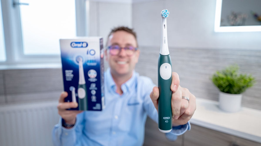 Oral-B iO2 Electric Toothbrush Review