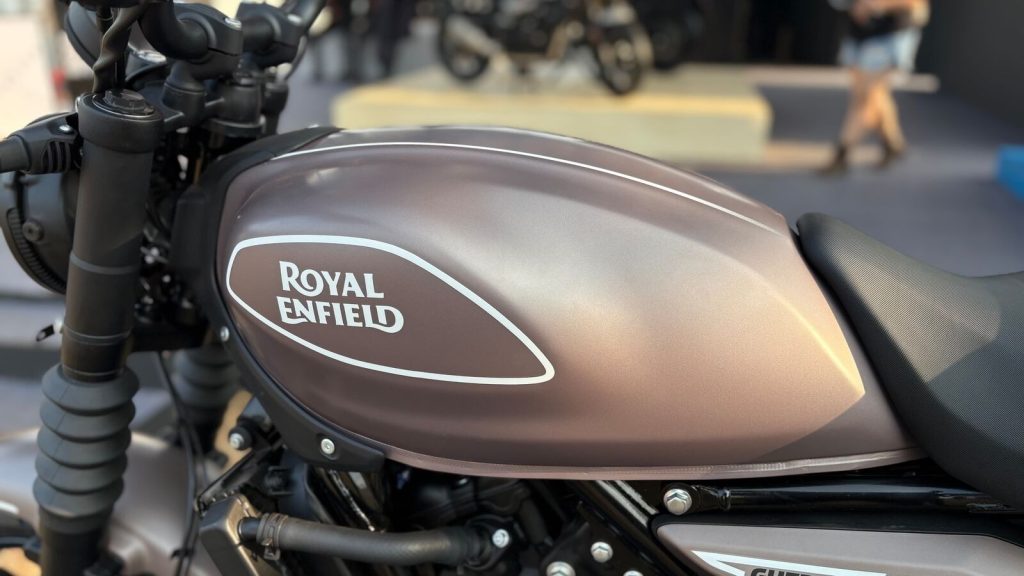 Royal Enfield Guerrilla 450 Price & Colours 36 Royal Enfield Guerrilla 450